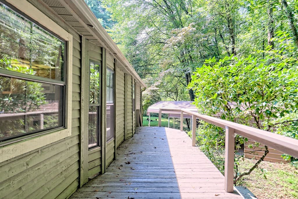 641 Cold Branch Road, Hayesville NC 28904 - Photo