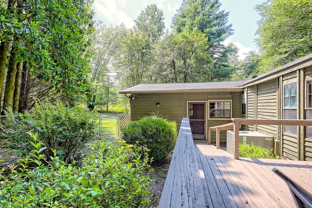 641 Cold Branch Road, Hayesville NC 28904 - Photo