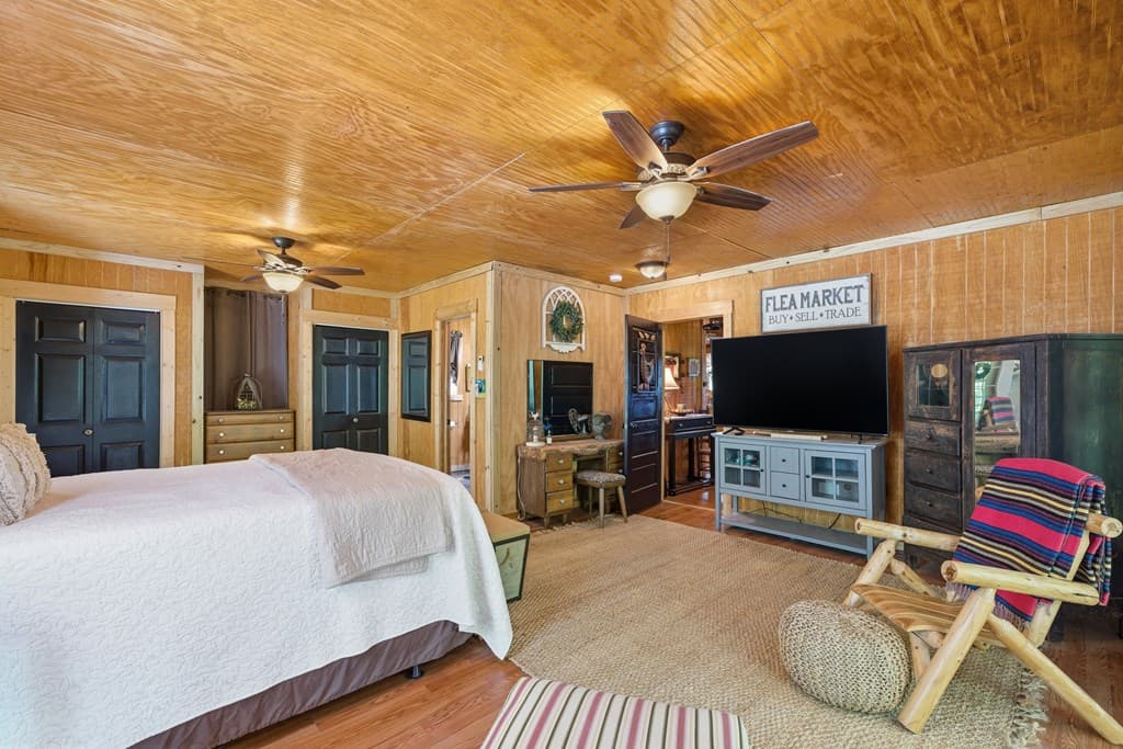 955 Mull Drive, Mineral Bluff GA 30559 - Photo