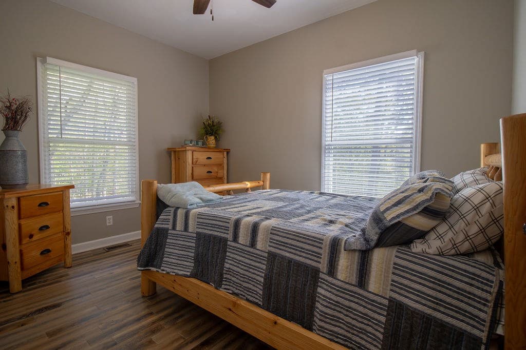 141 Chambers Mtn, Mineral Bluff GA 30559 - Photo