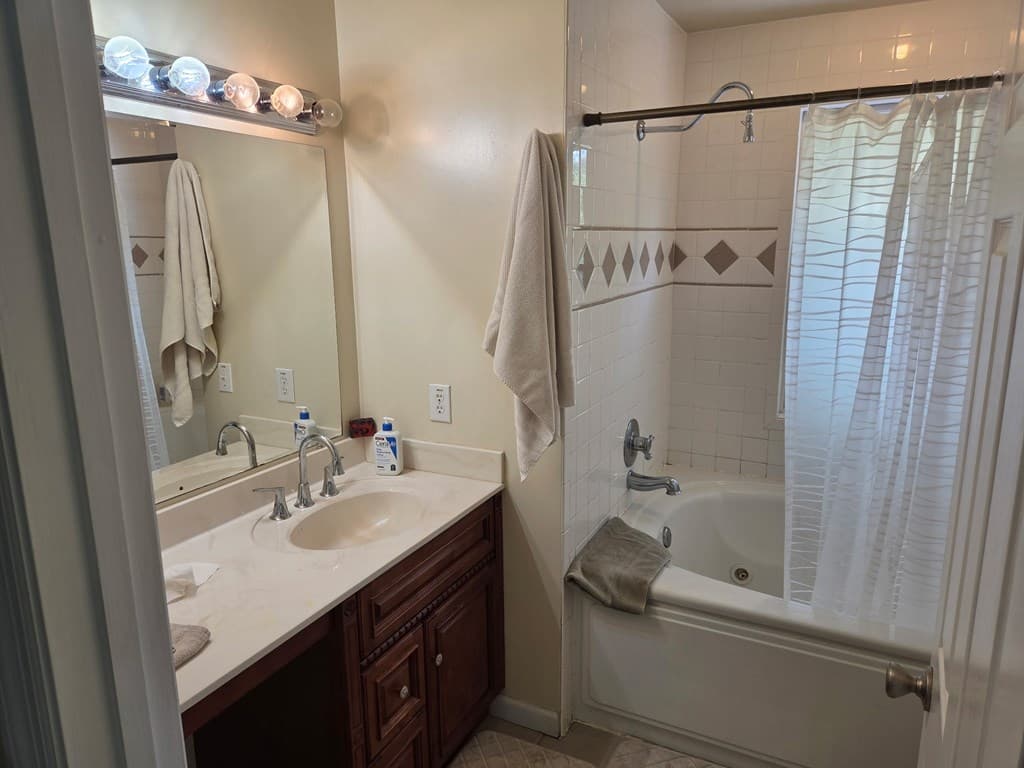 208 Ledford Chapel Road, Hayesville SC 29004 - Photo