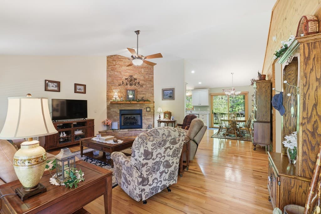 82 Rileigh Ridge Road, Blairsville GA 30512 - Photo