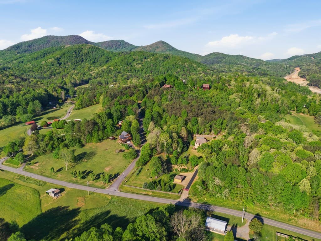 82 Rileigh Ridge Road, Blairsville GA 30512 - Photo