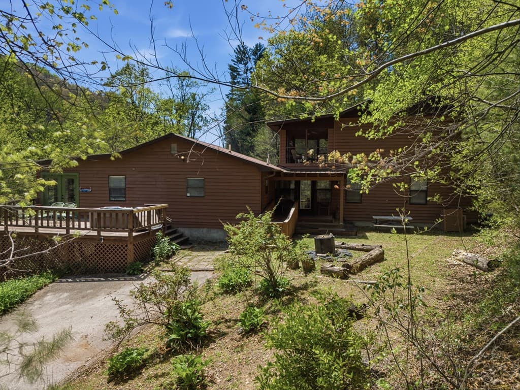 4541 Winding Stairs Road, Topton NC 28781 - Photo