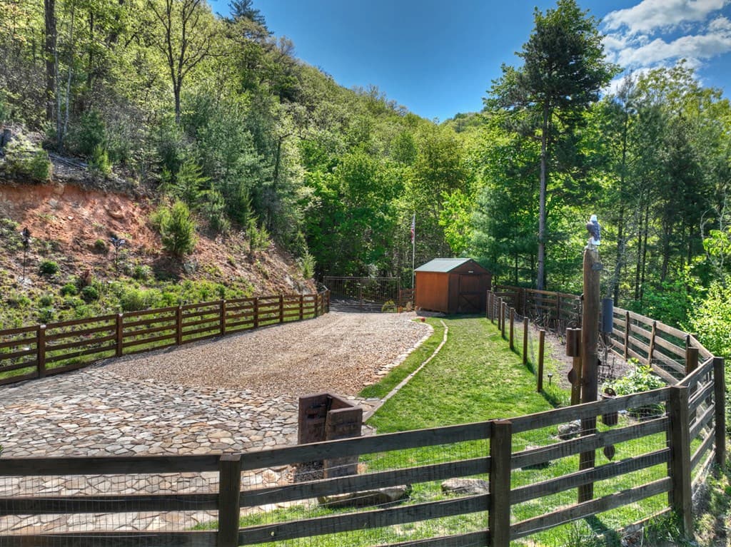 459 Quail Ridge Road, Blue Ridge GA 30513 - Photo