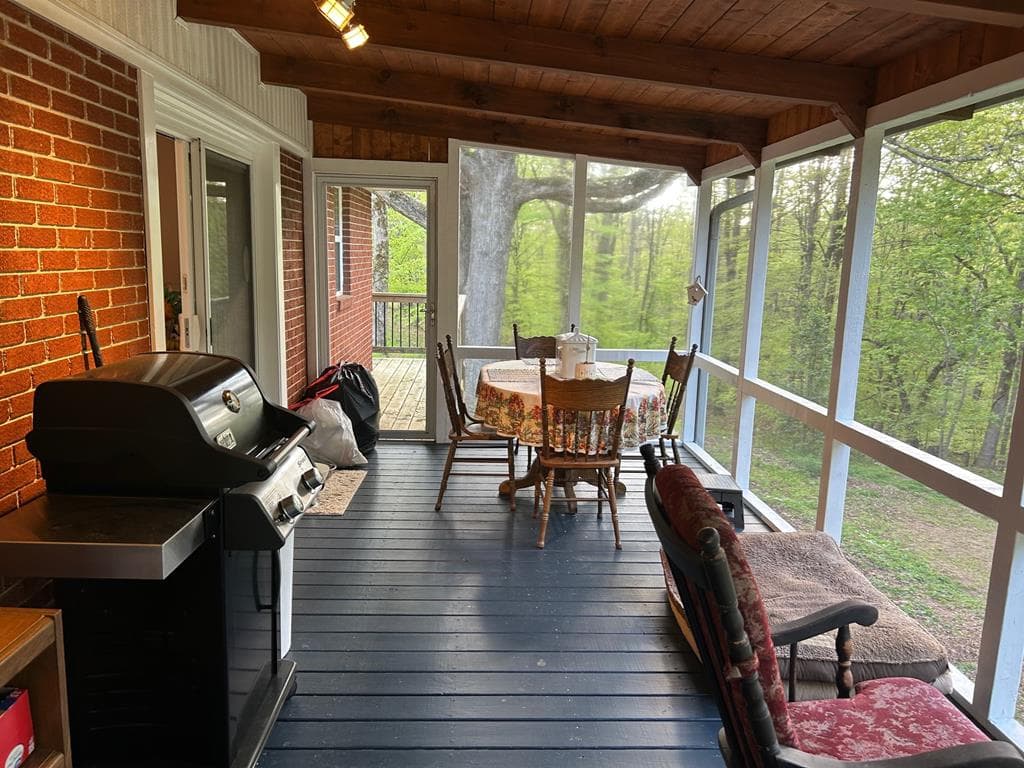 1658 Pleasant Hill, Blairsville GA 30512 - Photo