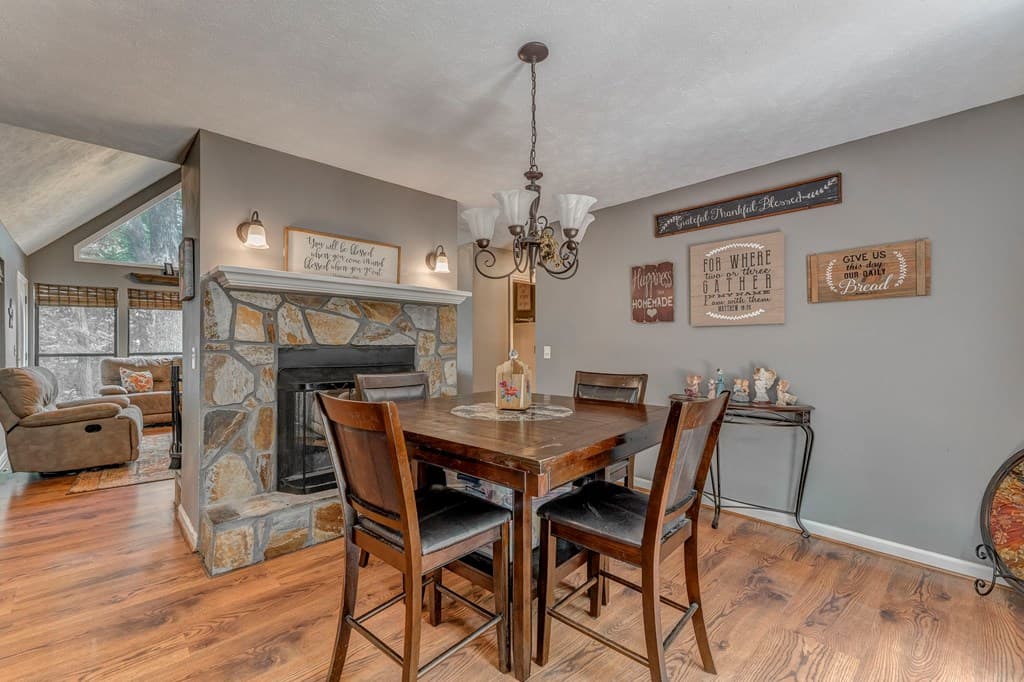 264 Fox Den Circle, Jasper GA 30143 - Photo