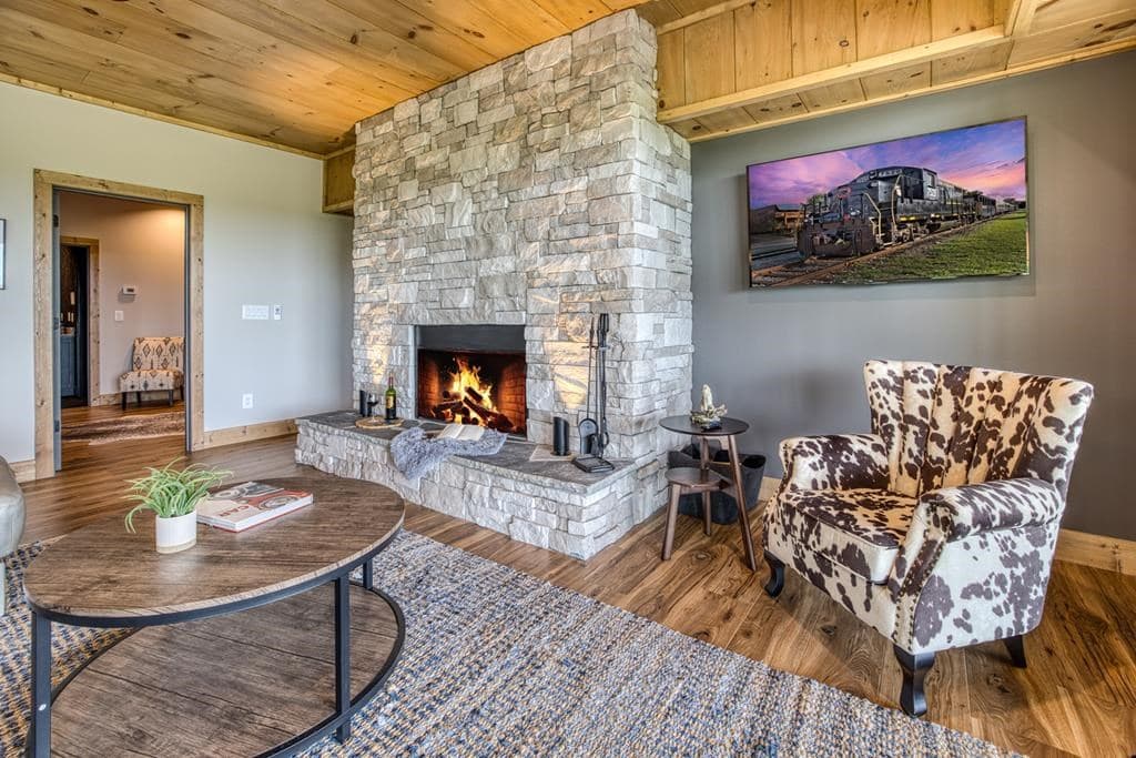 278 Oakwood Lane, Ellijay GA 30540 - Photo