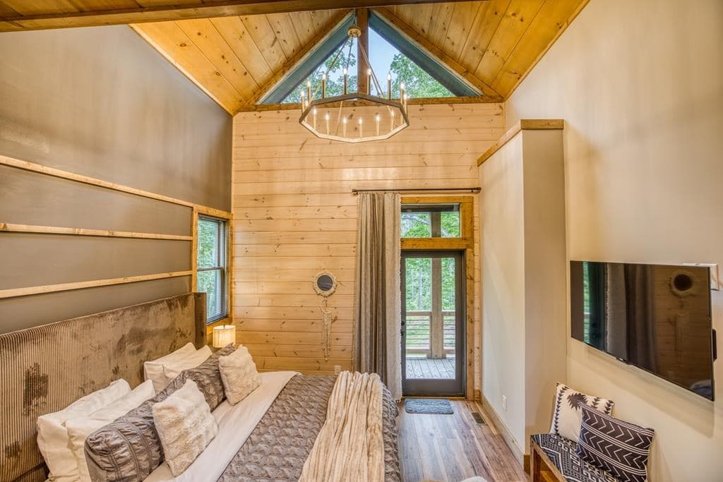 278 Oakwood Lane, Ellijay GA 30540 - Photo