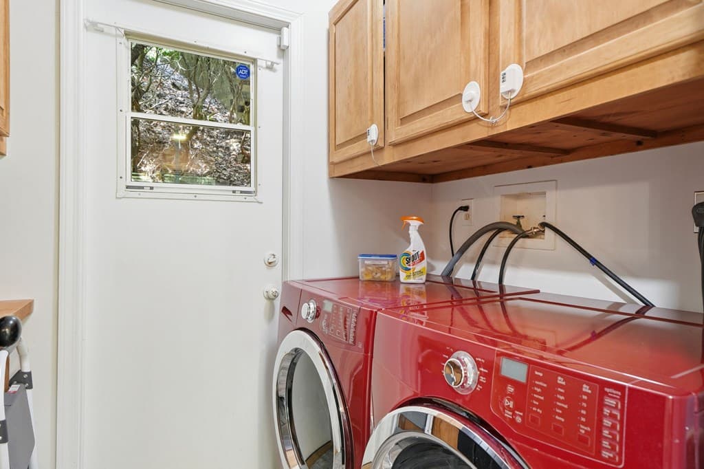 906 Riverside Lane, Blue Ridge GA 30513 - Photo