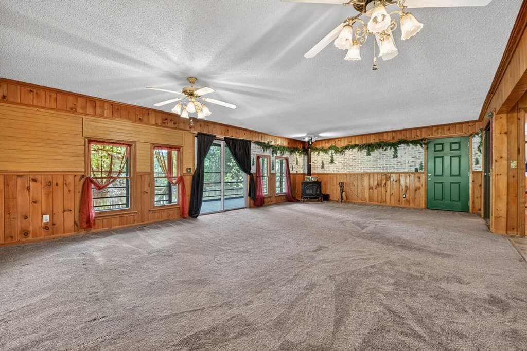 111 Candlewood Lane, Blue Ridge GA 30513 - Photo