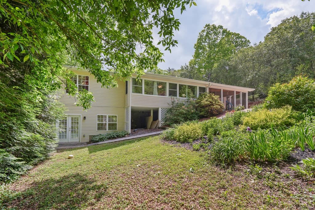 7616 Highland Oaks Drive, Young Harris GA 30582 - Photo