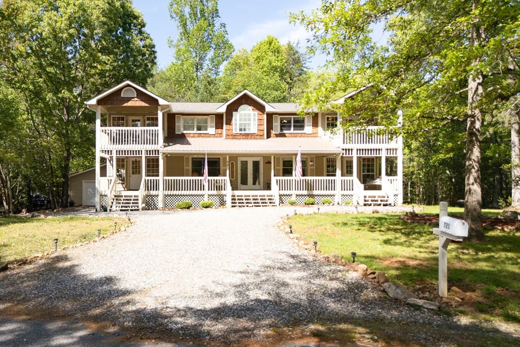 721 Whispering Pines Road, Blairsville GA 30512 - Photo