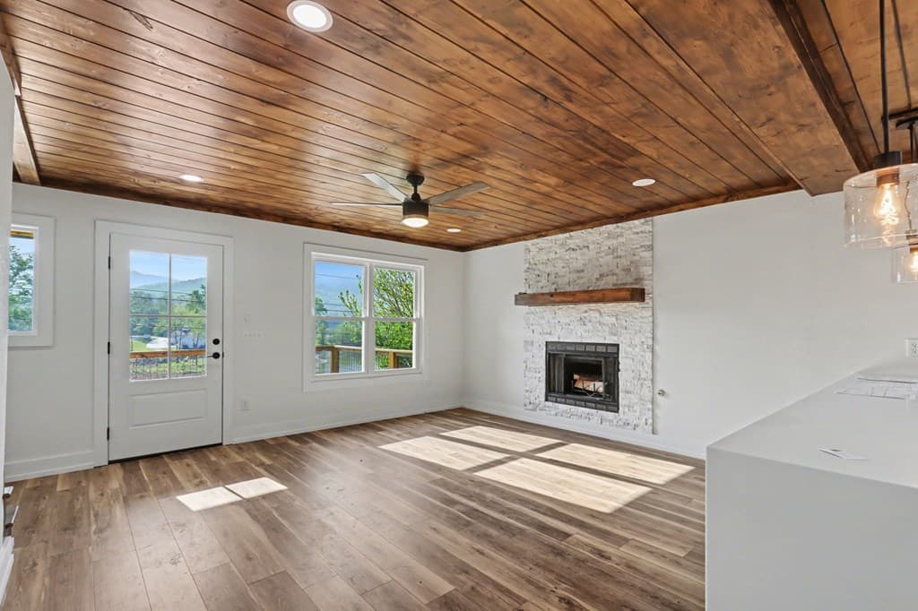233 Bradshaw Road, Hiawassee GA 30546 - Photo