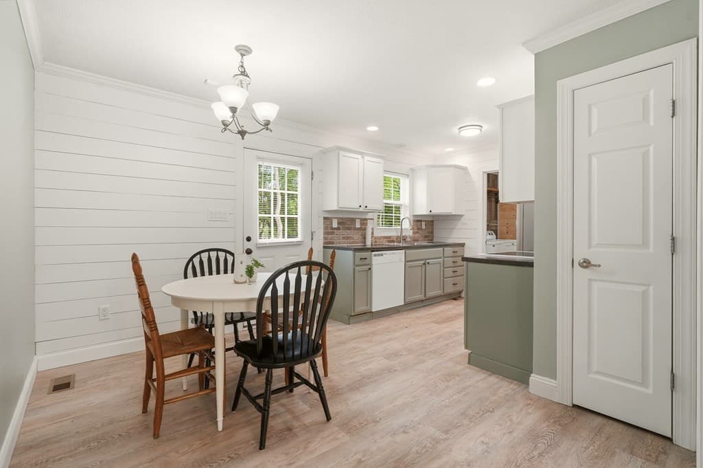 5457 Willow Springs Road, Young Harris GA 30582 - Photo