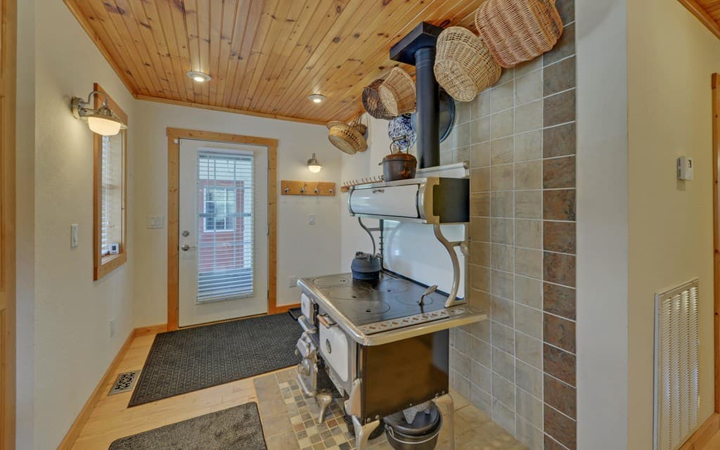 202 Dove Lane, Morganton GA 30560 - Photo