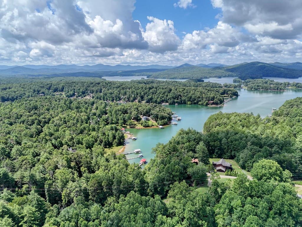 184 Whisper Cove, Blairsville GA 30512 - Photo