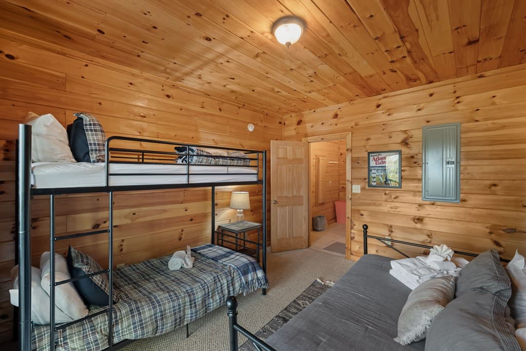258 Dupont Drive, Blue Ridge GA 30522 - Photo