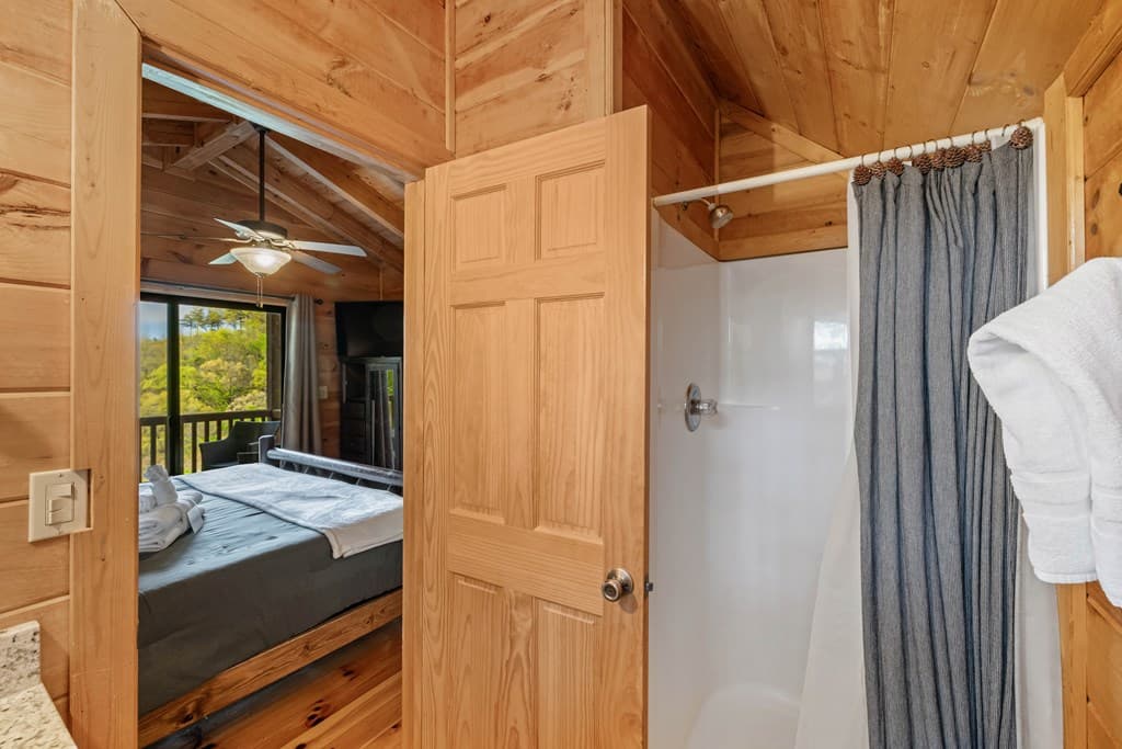 258 Dupont Drive, Blue Ridge GA 30522 - Photo