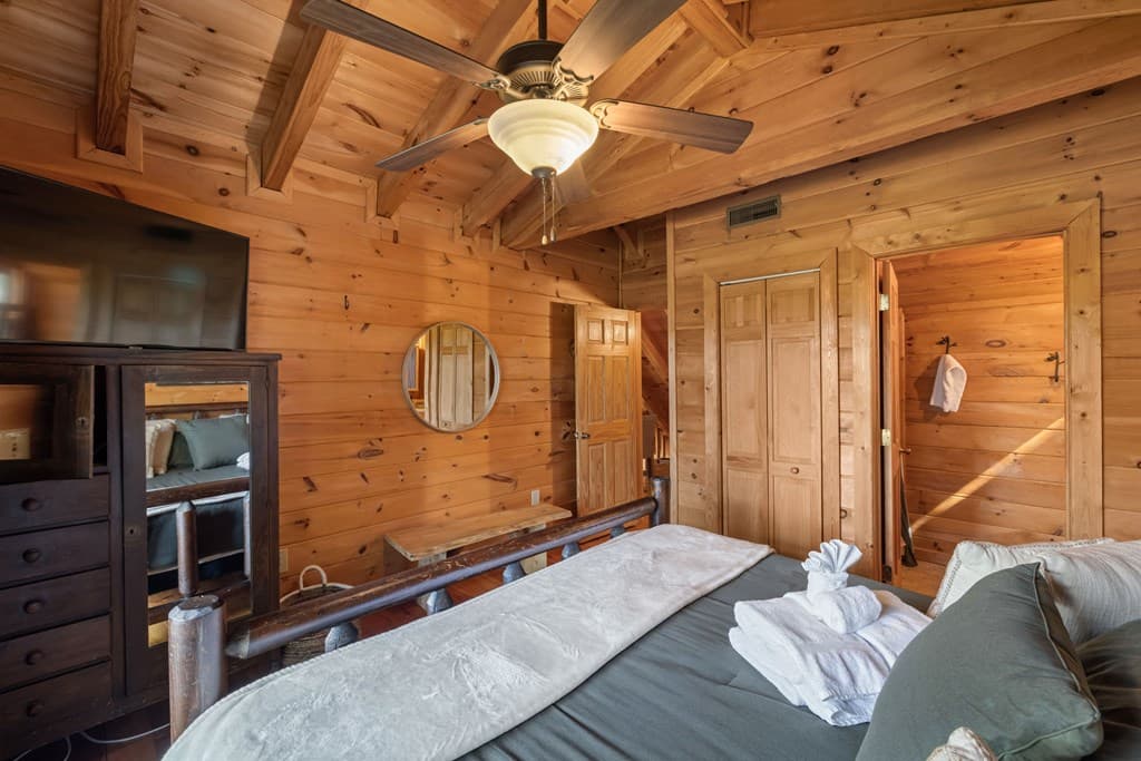 258 Dupont Drive, Blue Ridge GA 30522 - Photo