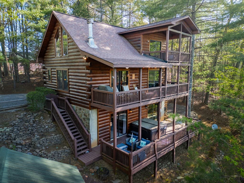 258 Dupont Drive, Blue Ridge GA 30522 - Photo