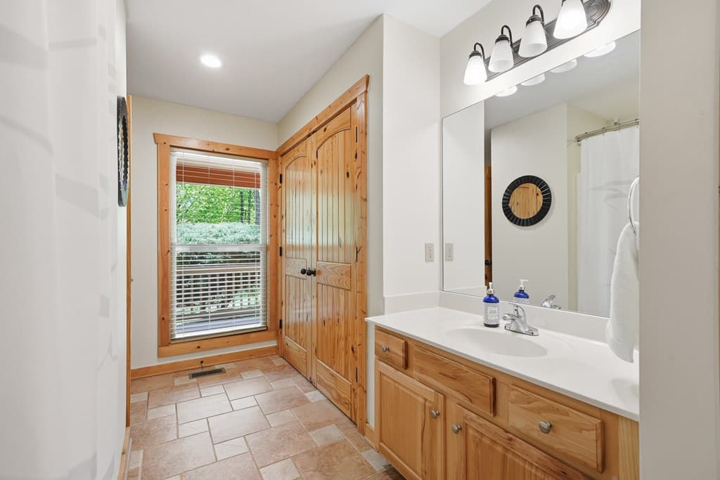 789 Gateway Drive, Ellijay GA 30540 - Photo