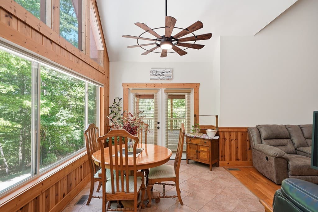 789 Gateway Drive, Ellijay GA 30540 - Photo