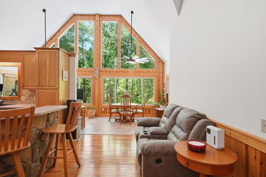 789 Gateway Drive, Ellijay GA 30540 - Photo