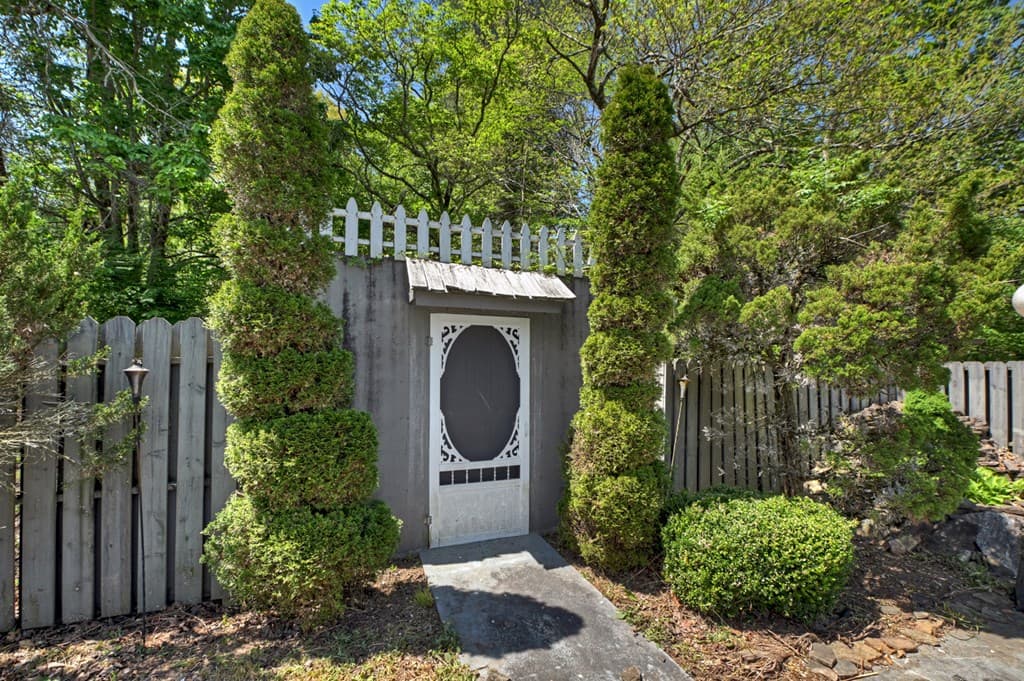 196 Westwoods Drive, Ellijay GA 30540 - Photo