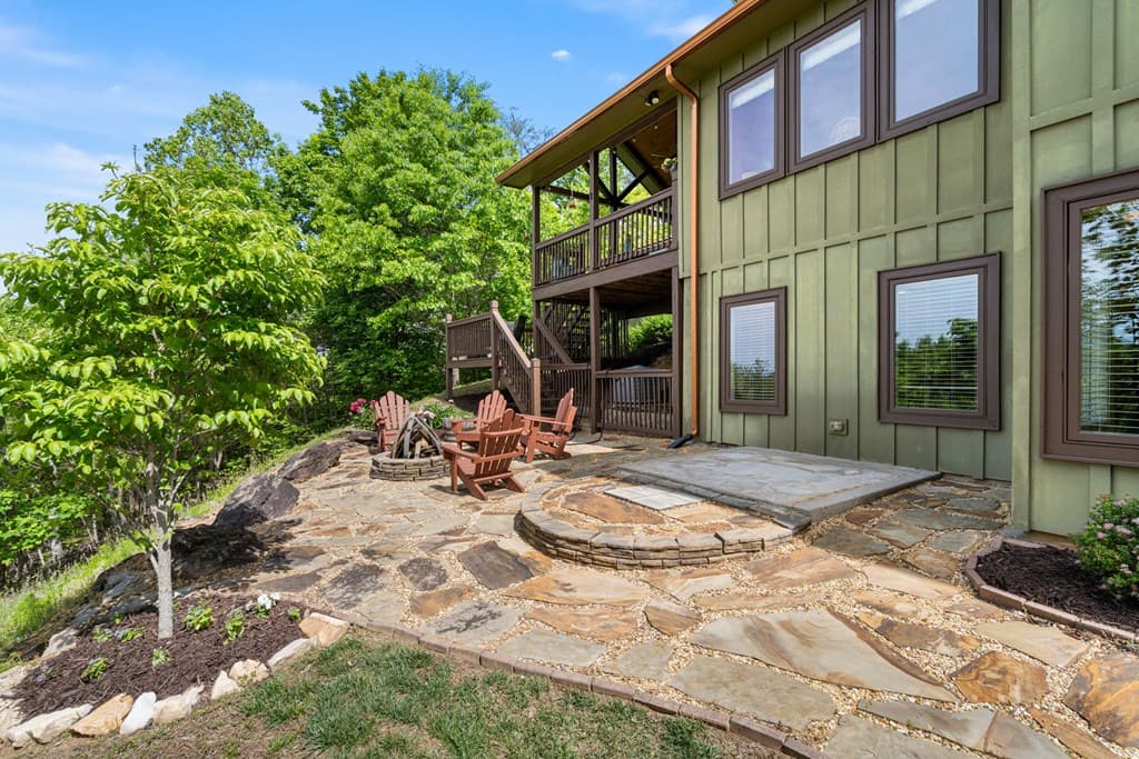 5125 Mineral Springs Road, Young Harris GA 30582 - Photo