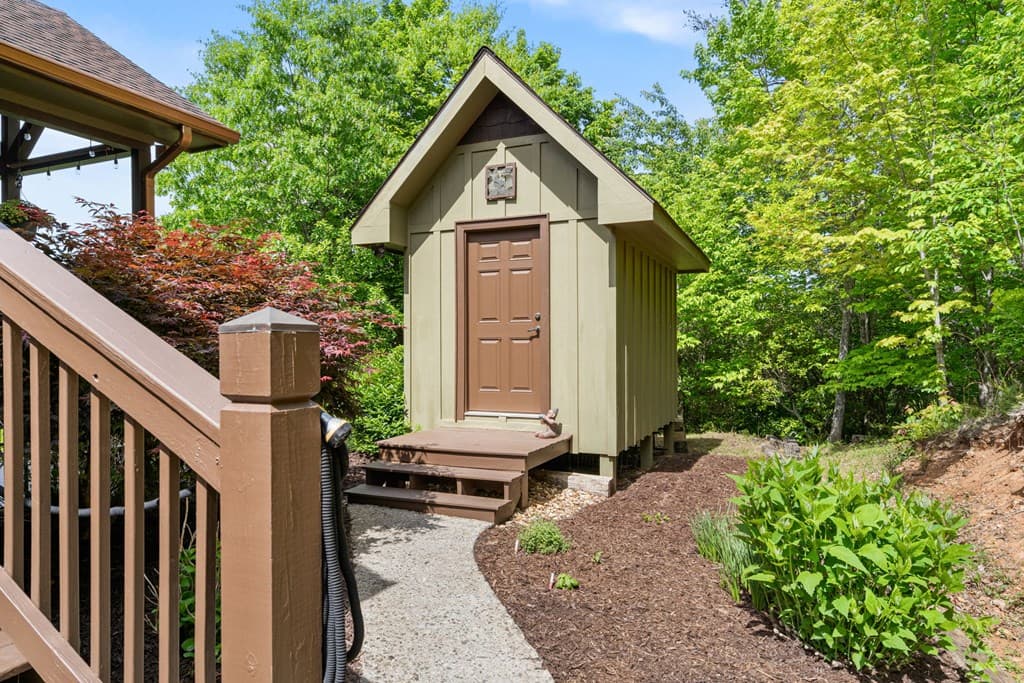 5125 Mineral Springs Road, Young Harris GA 30582 - Photo