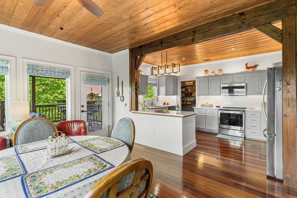 5125 Mineral Springs Road, Young Harris GA 30582 - Photo