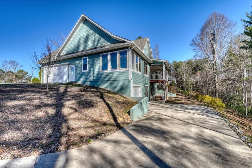 731 Owen Vista Drive, Blairsville GA 30512 - Photo