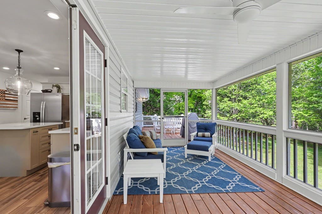 136 Madison Avenue, Blairsville GA 30512 - Photo