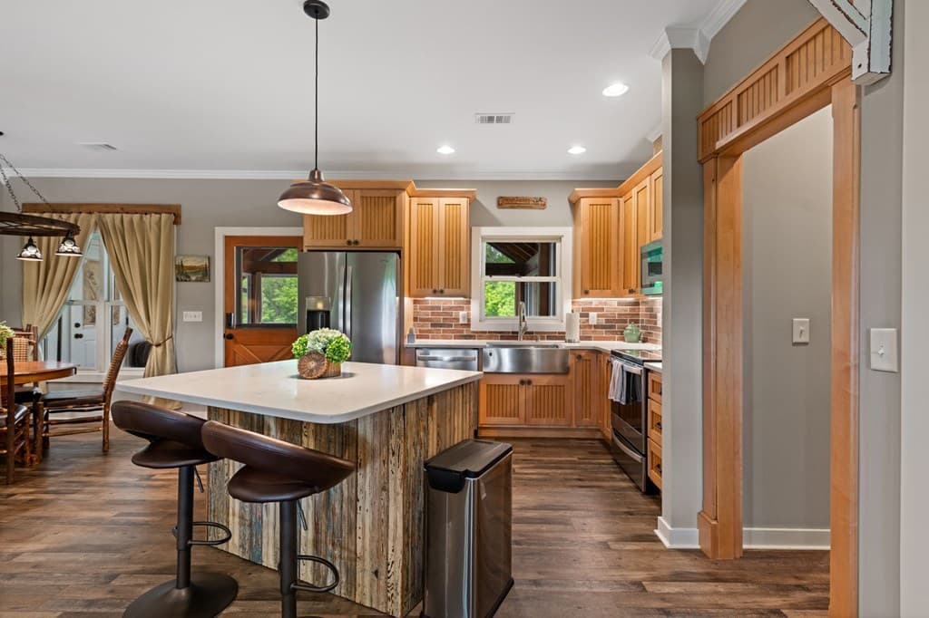704 Town Creek Church Road, Talking Rock GA 30175 - Photo