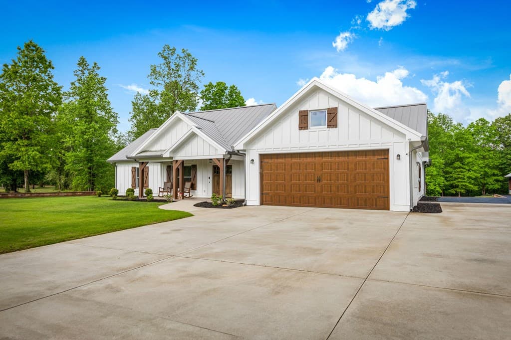 704 Town Creek Church Road, Talking Rock GA 30175 - Photo