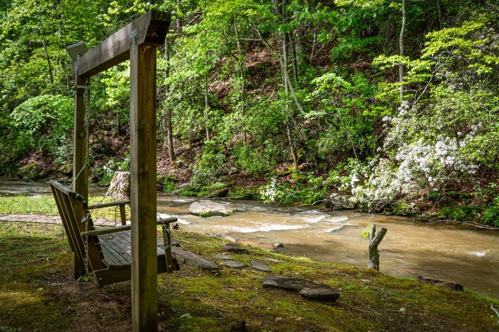 704 Town Creek Church Road, Talking Rock GA 30175 - Photo