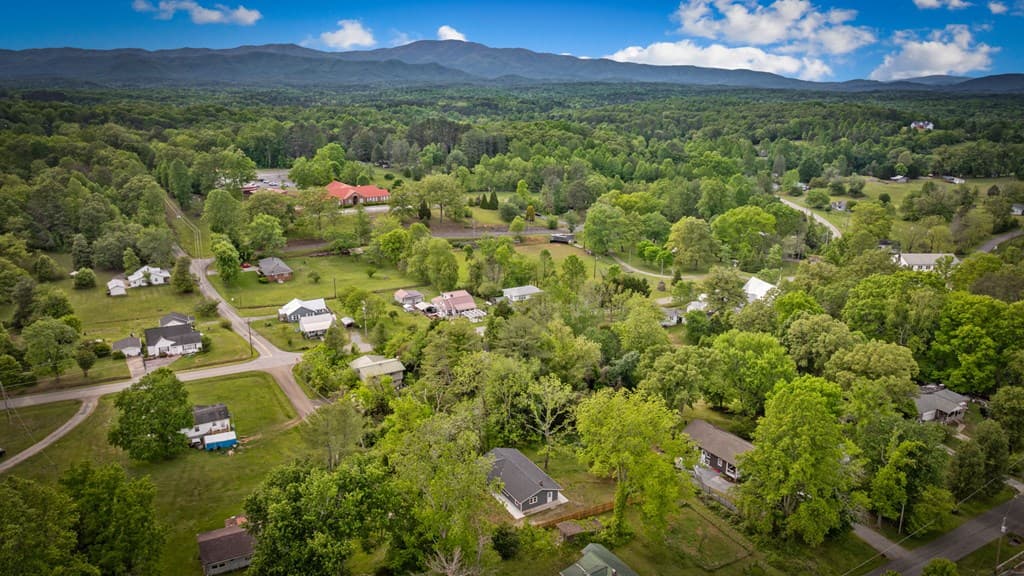 30 Mcclure Road, Epworth GA 30541 - Photo