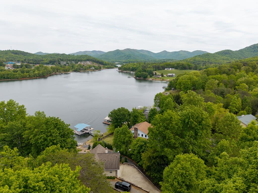 569 Sunnyside Shores, Hiawassee GA 30546 - Photo