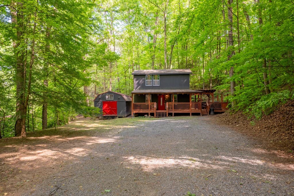 257 Pen Drive, Ellijay GA 30540 - Photo