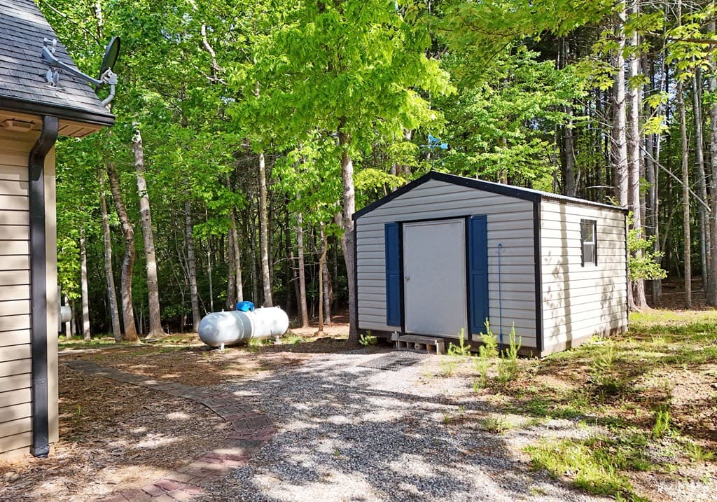 146 Creek Hollow Lane, Blairsville GA 30512 - Photo