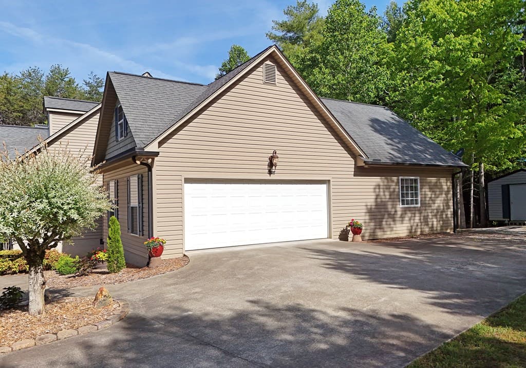 146 Creek Hollow Lane, Blairsville GA 30512 - Photo