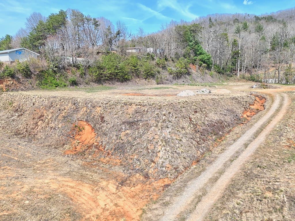 200 E Highway 76, Hiawassee GA 30546 - Photo