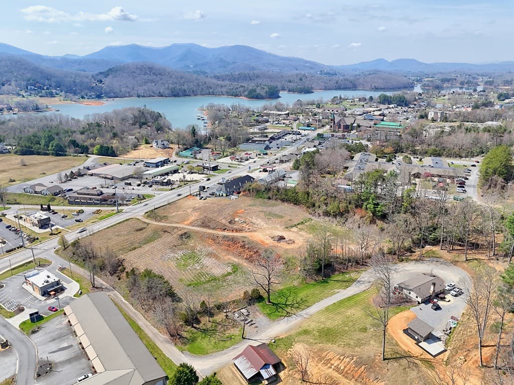 200 E Highway 76, Hiawassee GA 30546 - Photo