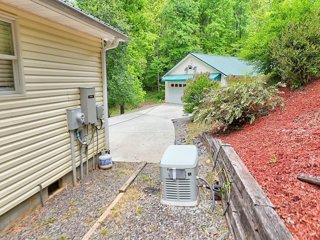 522 Fred Amos Road, Murphy NC 28906 - Photo
