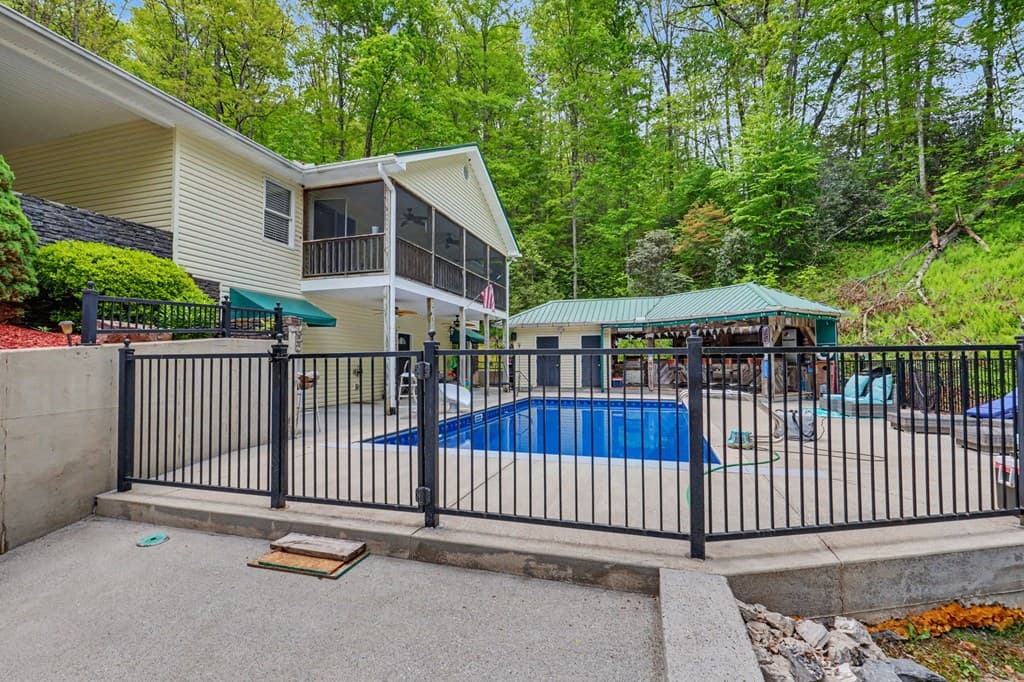 522 Fred Amos Road, Murphy NC 28906 - Photo
