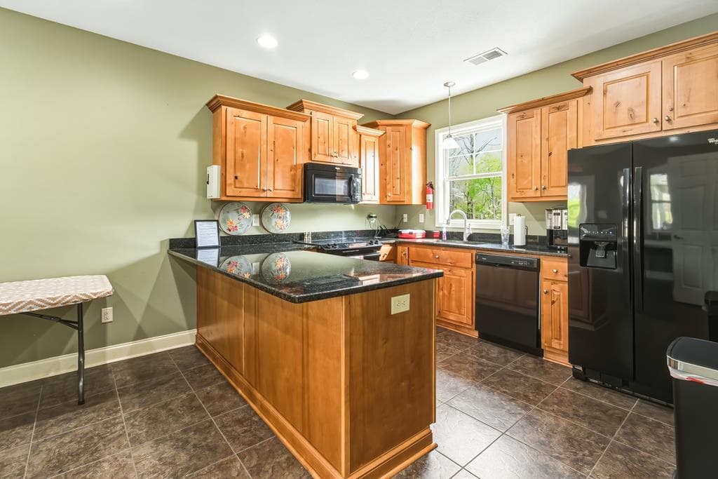 1250 Owen Glen Drive, Blairsville GA 30512 - Photo