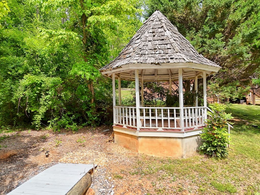 520 Long View Drive, Hiawassee GA 30546 - Photo