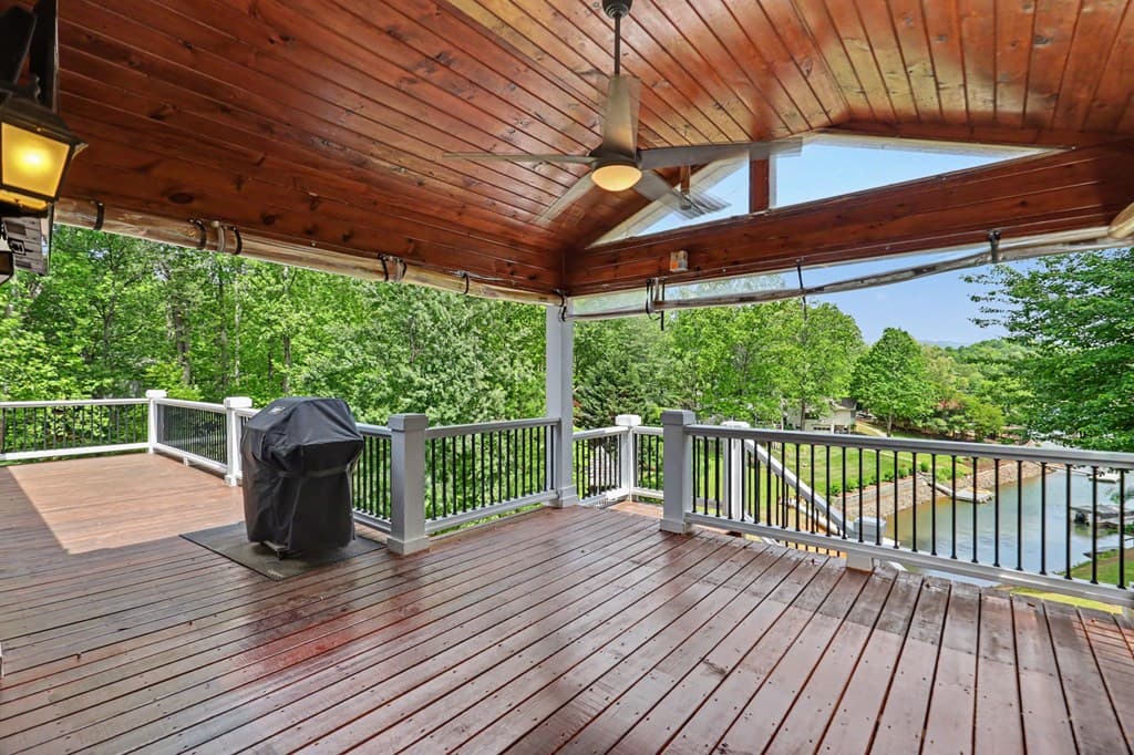 520 Long View Drive, Hiawassee GA 30546 - Photo