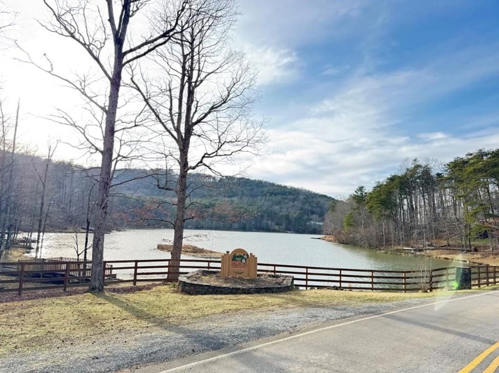 402 Acerose Drive, Jasper GA 30143 - Photo